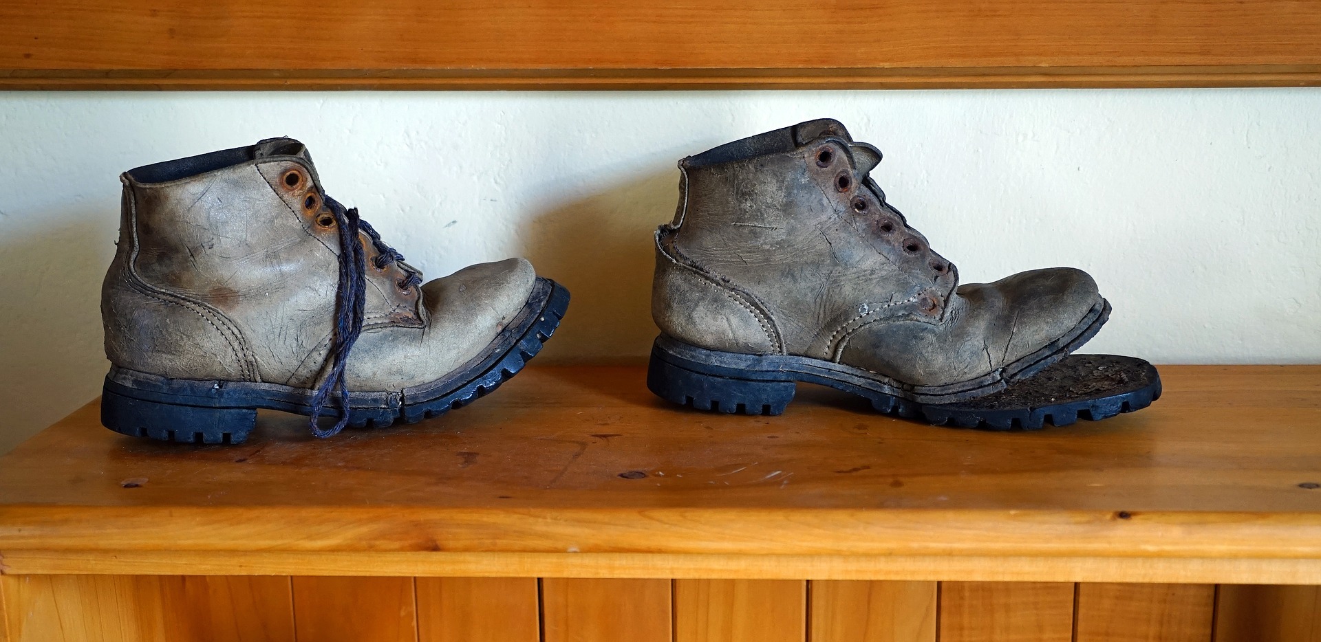 Wanderschuhe: Wann ist ein Check der Sohlen sinnvoll?