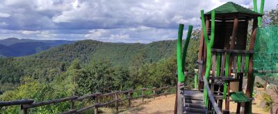Pfalz mit Kids Spielplatz an der Jung-Pfalz-Hütte