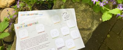 Hüttenhopping in der Südpfalz Mini-Hüttenhoppingpass mit erstem Stempel in der Natur